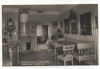 "Arnikotka huone " empiiretyyliä (R)