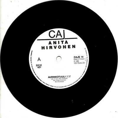 ANITA HIRVONEN: Aurinkotuuli / Olet Aina Mielessäin 7"