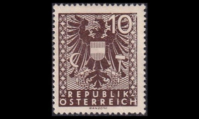 Itävalta 702 ** Käyttösarja vaakuna 10 Pfg (1945)