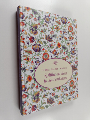 Nina Ramstadius : Sylillinen iloa ja sateenkaari