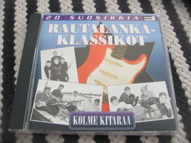 Rautalankaklassikot - Kolme kitaraa (20 suosikkia)