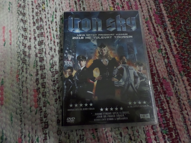 Iron Sky dvd. %