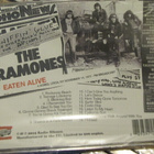 Ramones eaten alive -live 14.11.1977 cd muoveissa - pikkukuva 2