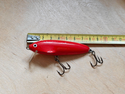 Nilsmaster spearhead 8cm väri 51 vanha uintilevy