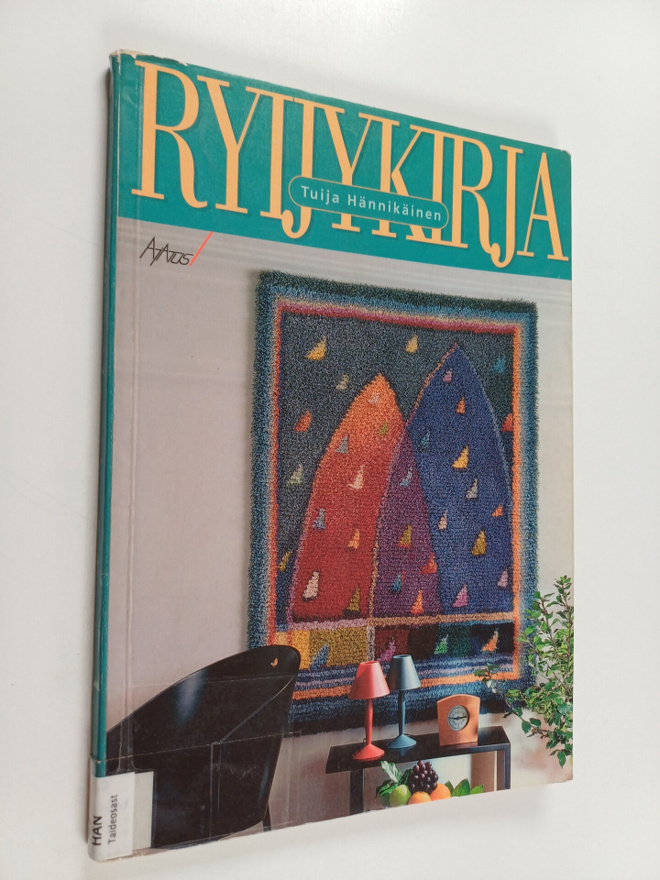 Tuija Hännikäinen : Ryijykirja