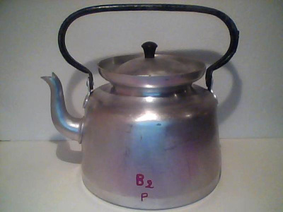 Vanha iso ALU Teepannu n.4,5L