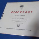 BLACKFOOT - SPENDIN' CABBAGE / STREET FIGHTER M-/EX+ 7'' - pikkukuva 2