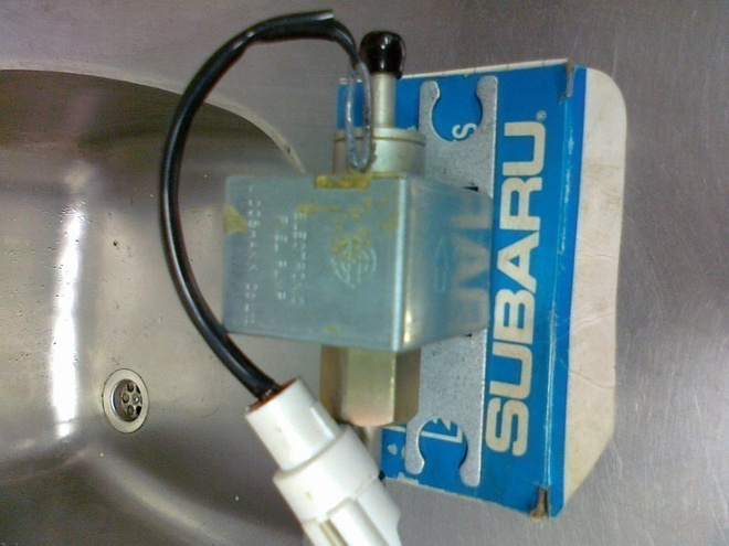 Polttoaine pumppu ,Subaru Leone vm 84-91