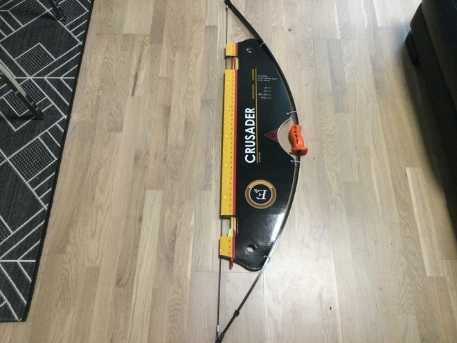 CRUSADER - LASTEN/NUORTEN JOUSIPYSSYPAKETTI.  UUSI!