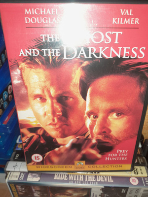 the ghost and the darkness yön metsästäjät