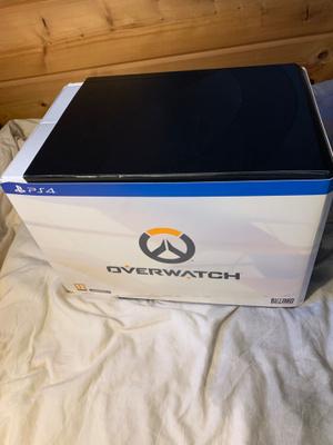 Overwatch Collectors Edition