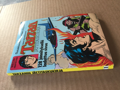 TARZAN JÄTTITASKUKIRJA 1/1980 HYVÄ