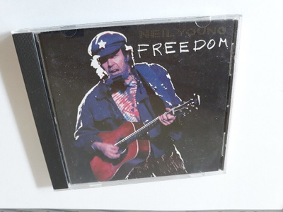 NEIL YOUNG: FREEDOM