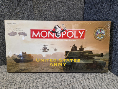 Monopoly United States Army .Uusi 2002 Hasbro