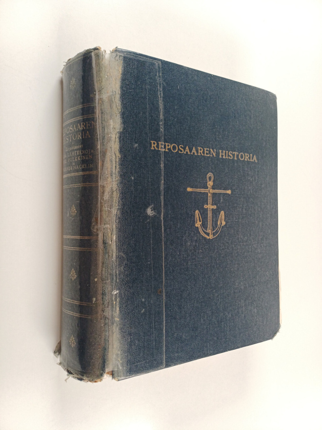 Aina Lähteenoja : Reposaaren historia