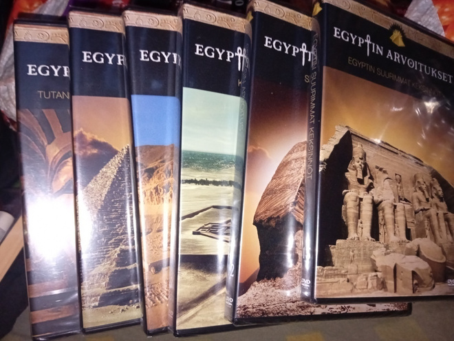 6 kpl DVD EGYPTIN ARVOITUKSET sarjaa ( UUSI  )