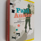 Paul Auster : Mies pimeässä ; Matkoja kirjoittajankammiossa - pikkukuva 1