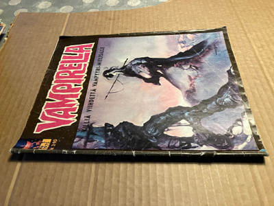 VAMPIRELLA 5/1975