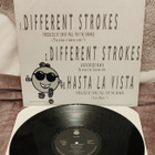 Isotonik Different Strokes 12" - pikkukuva 2
