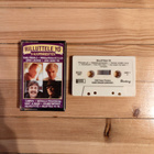 Various: Rilluttele Yö c-kasetti - pikkukuva 1