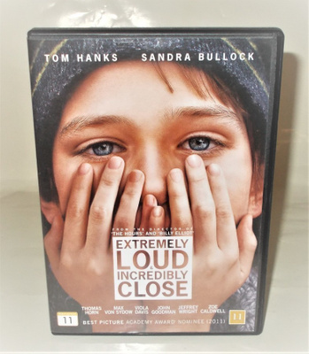 EXTREMELY LOUD & INCREDIBLY CLOSE