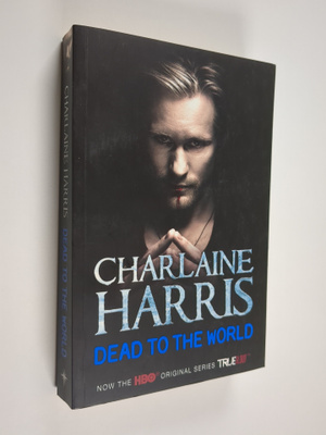 Charlaine Harris : Dead to the World