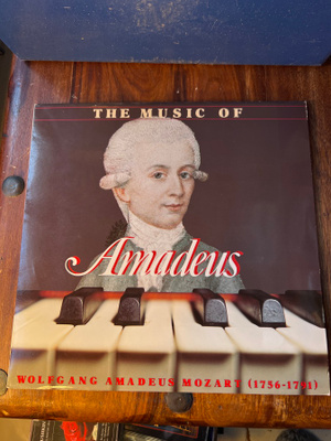 Wolfgang Amadeus Mozart - The Music Of Amadeus Lp