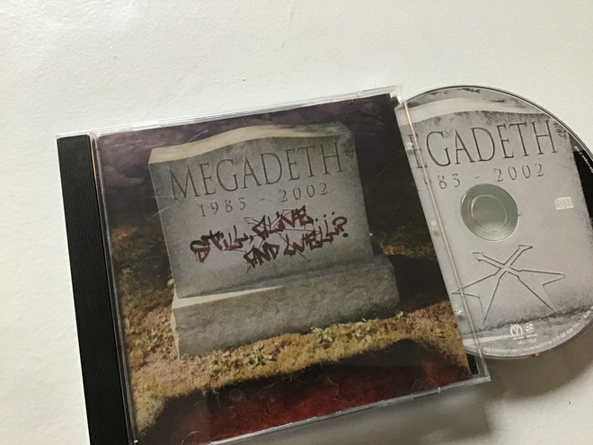 Megadeth . Still alive and well? CD