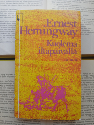 Ernest Hemingway - Kuolema iltapäivällä (nid.)
