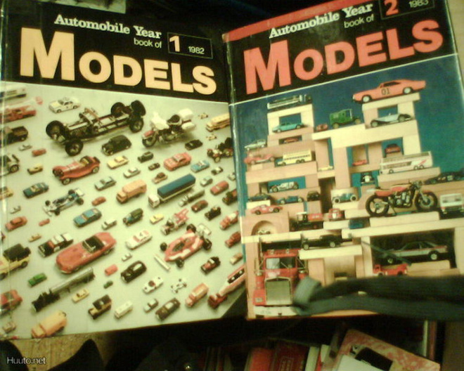 AUTOMOBILE YEAR Book of MODELS 1-2  1982-1983 (Sis.pk:t)