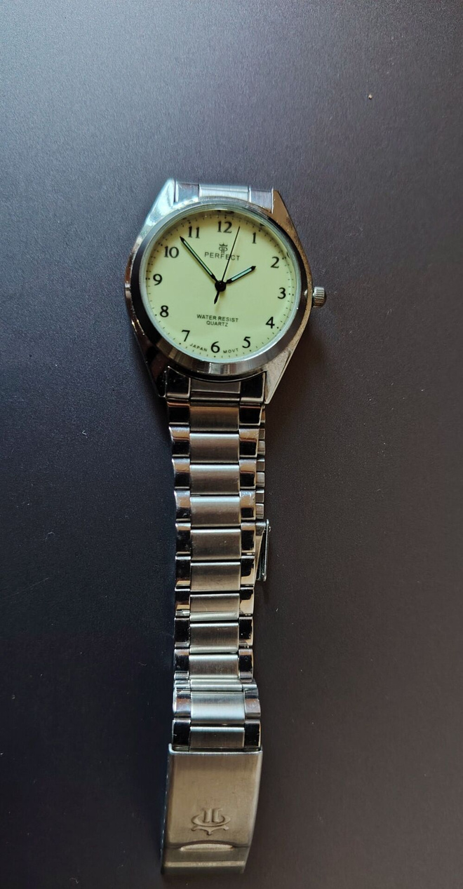 Perfect quartz kello