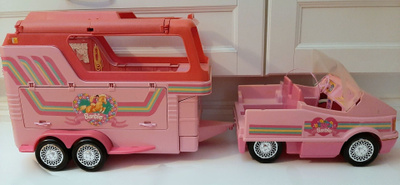 Barbie hevostraileri