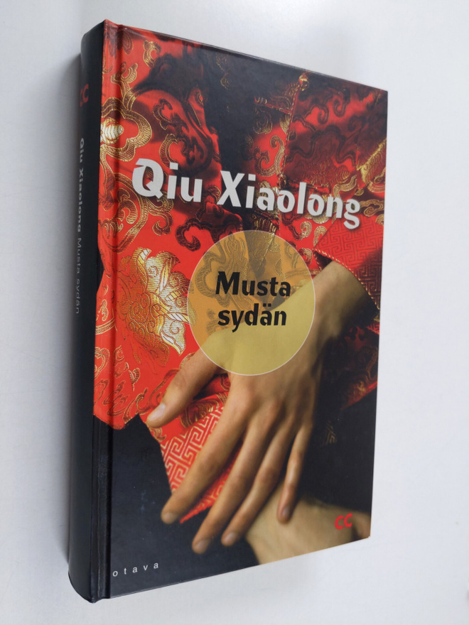 Xiaolong Qiu : Musta sydän