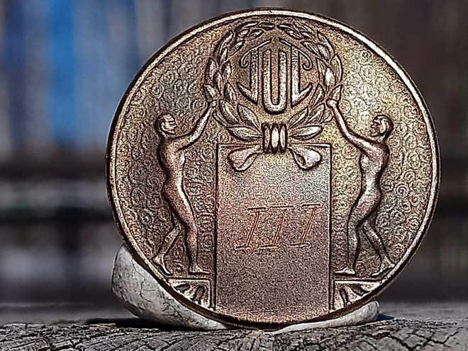 TUL - Merkki. 60 luvulta. Halkaisija - 23 mm. Ronssivärinen.