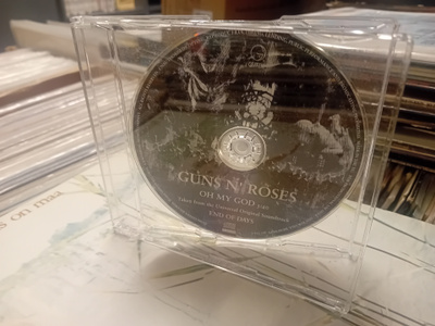 CDS PROMO Guns N' Roses : Oh My God ( SIS POSTIKULU )