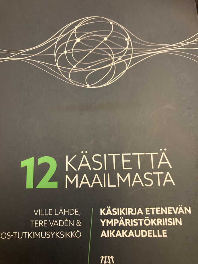 KÄSIKIRJA ETENEVÄN YMPÄRISTÖKRIISIN AIKAKAUDELLE
