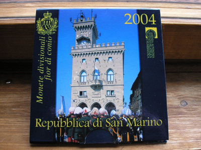SAN MARINO 2004 BU-sarja 1c-2e + 5e hopearaha ag.925