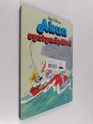Walt Disney : Akun syntymäpäivä : Disneyn satulukemisto