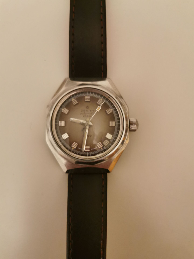 Zenith Defy 28800; valmistusvuosi ilm. 1972-74