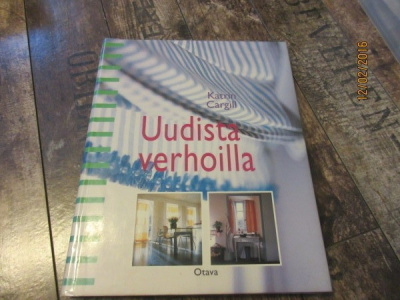 Uudista verhoilla