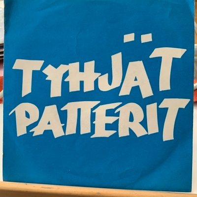 TYHJÄT PATTERIT: Osat hukassa? * Ruuhkassa * FIN 1980
