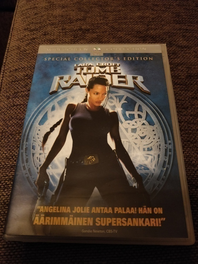 Tomb Raider (Angelina Jolie)