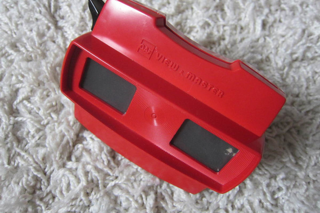 VIEW-MASTER KATSELULAITE GAF PUNAINEN