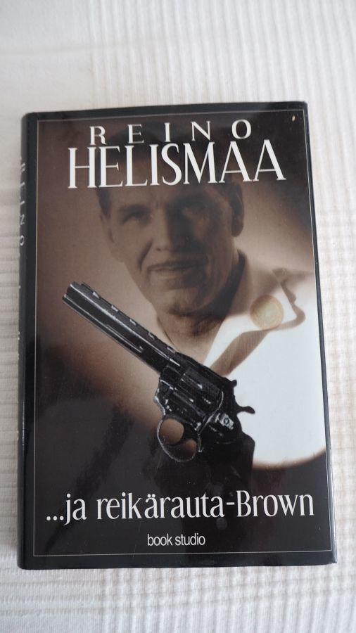 R.Helismaa: ...JA REIKÄRAUTA-BROWN, 2001, *uusi*