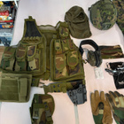 Täydellinen Airsoft-M05-asu kypärineen ja kuulosuojaimineen - pikkukuva 1