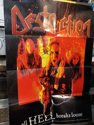 DESTRUCTION POSTERI NIMMARILLA