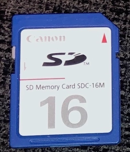 16Mb SD muistikortti