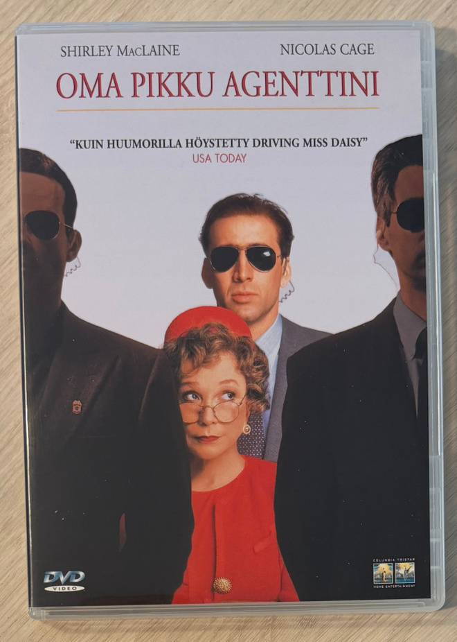 Oma pikku agenttini (1994) Shirley MacLaine & Nicolas Cage