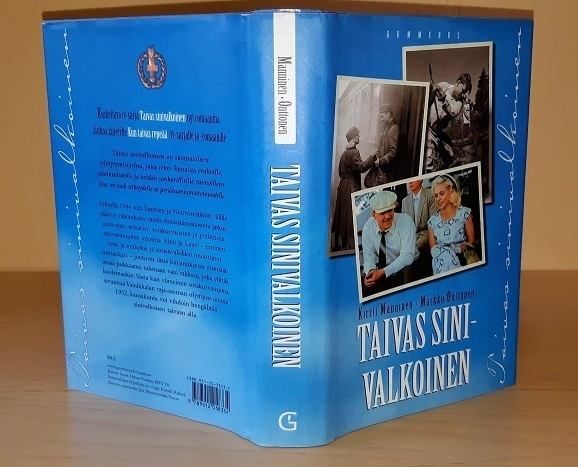 Kirsti Manninen : Taivas sinivalkoinen