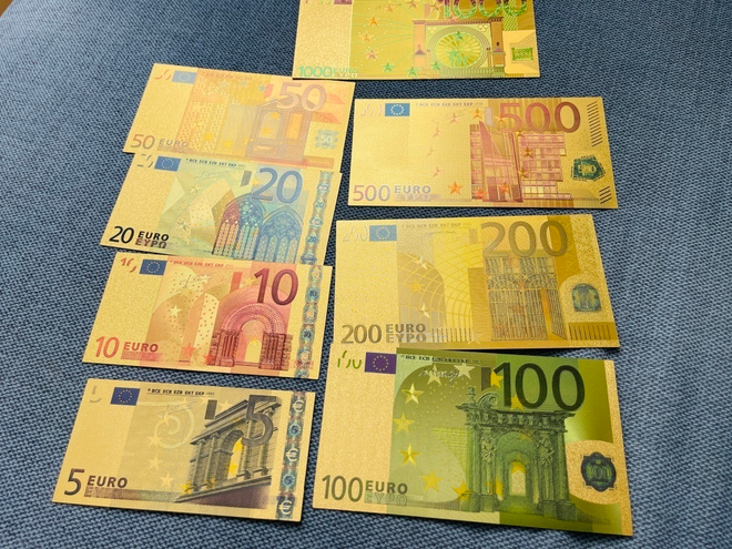 EURO kultasetelit 5-1000e  8kpl